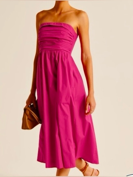Abercrombie & Fitch Dresses & Skirts - Abercrombie & Fitch NWT Emerson Ruched Pink Berry Midi Dress XS Tall